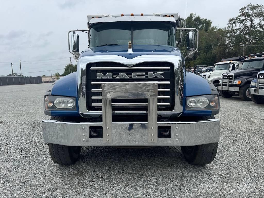 Mack Granite 64FR Kallurid