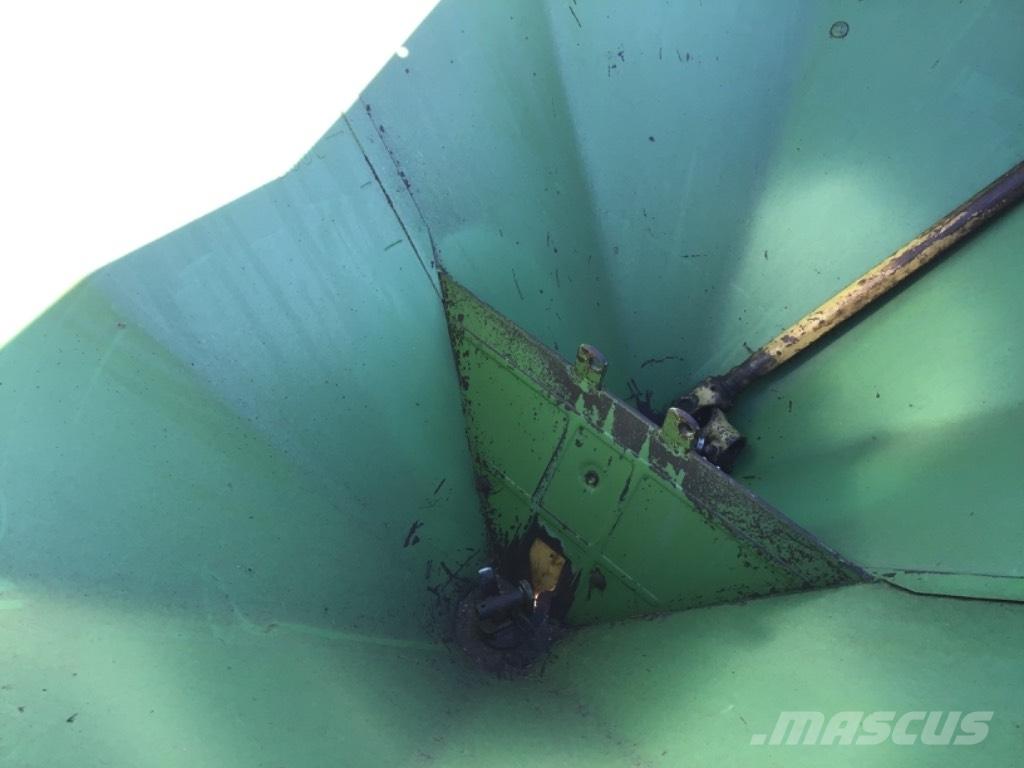Amazone ZA-E1002 Mineraalväetise laoturid