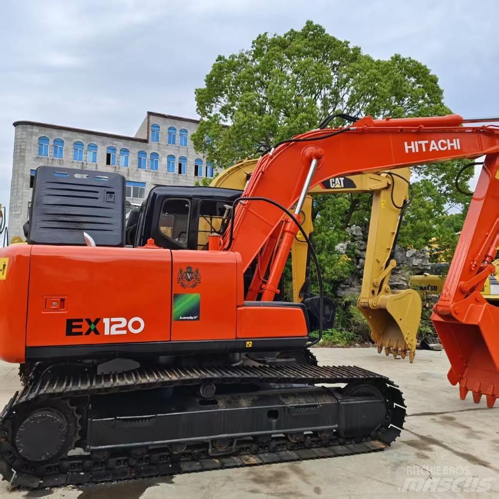 Hitachi EX 120 Roomikekskavaatorid