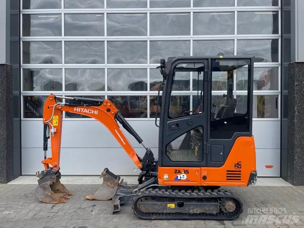 Hitachi ZX19-6 CR Miniekskavaatorid < 7 t