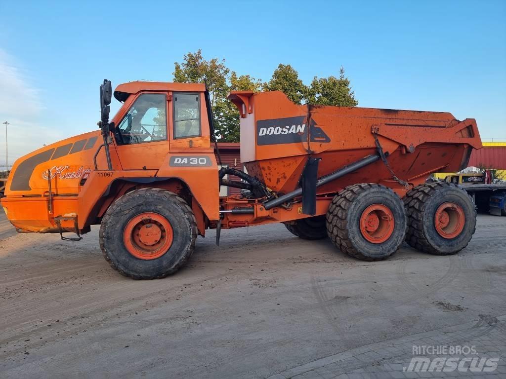 Doosan DA 30 Liigendraamiga pinnaseveokid