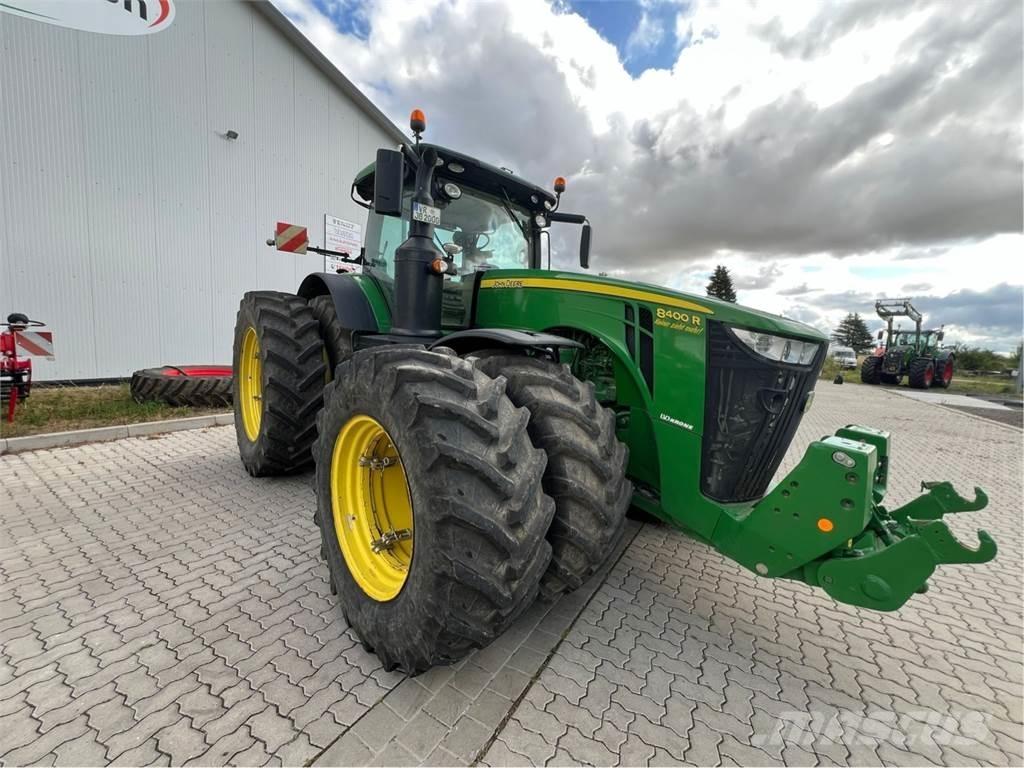 John Deere 8400 R Traktorid