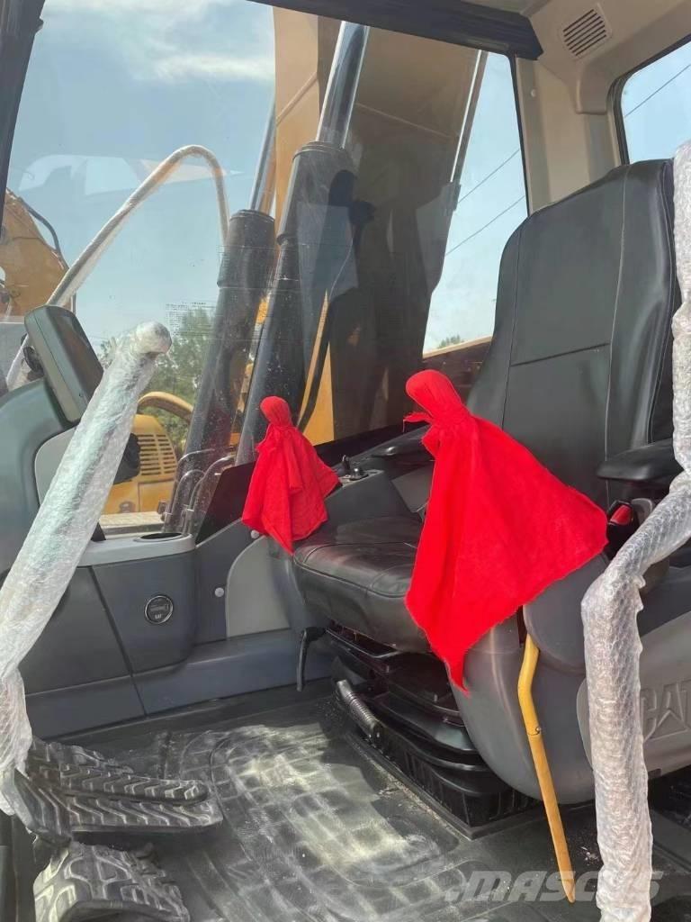CAT 312D Väikeekskavaatorid 7t-12t