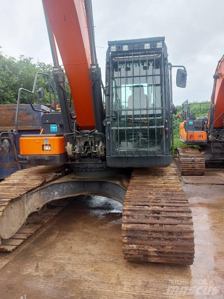 Doosan DX 225 LC-5 Roomikekskavaatorid