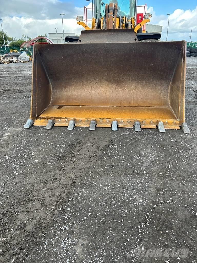Volvo L 180 H Rataslaadurid