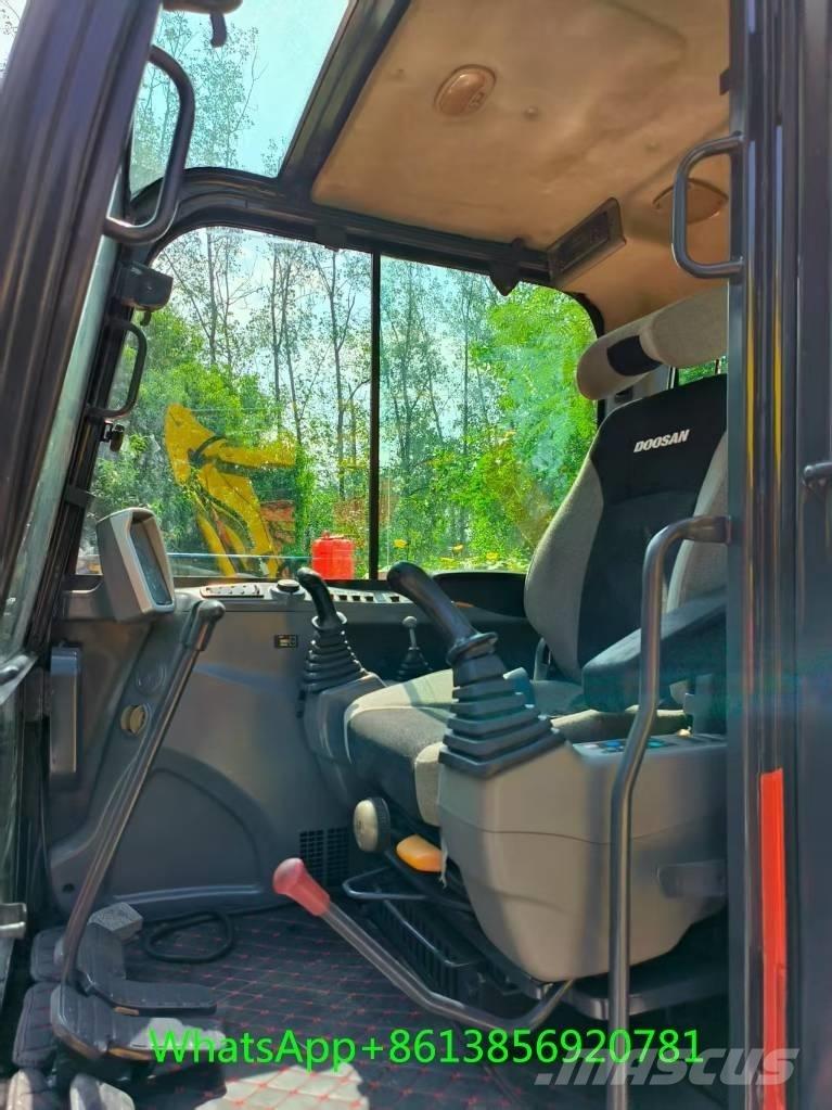 Doosan DX 60 Roomikekskavaatorid