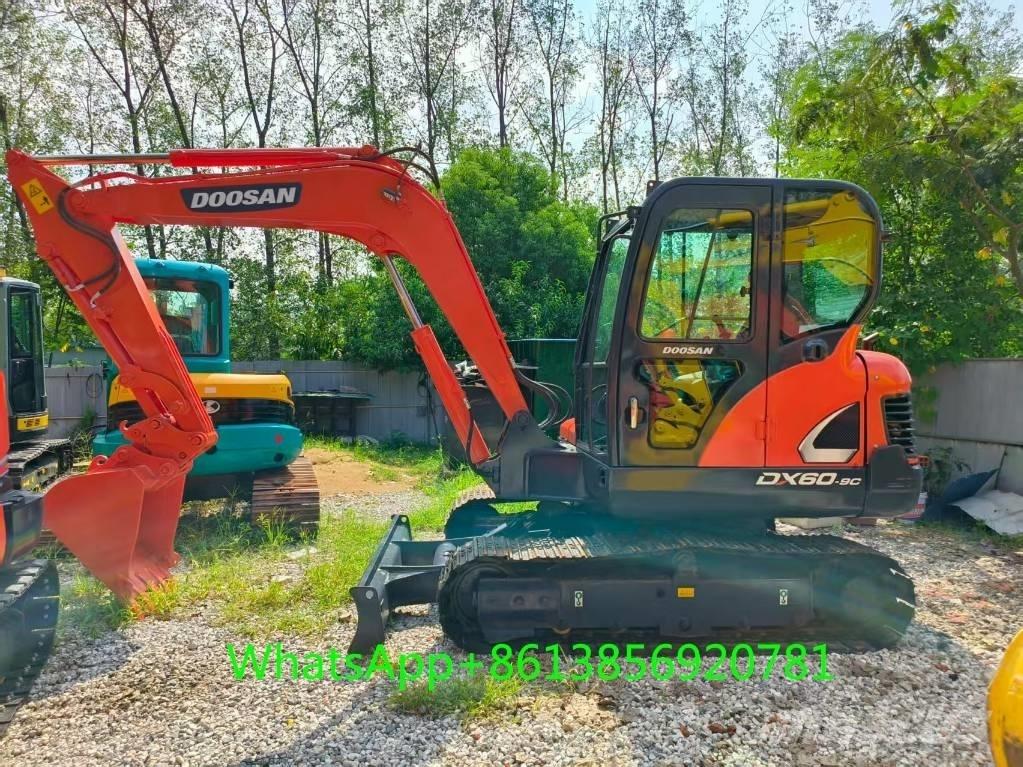 Doosan DX 60 Roomikekskavaatorid