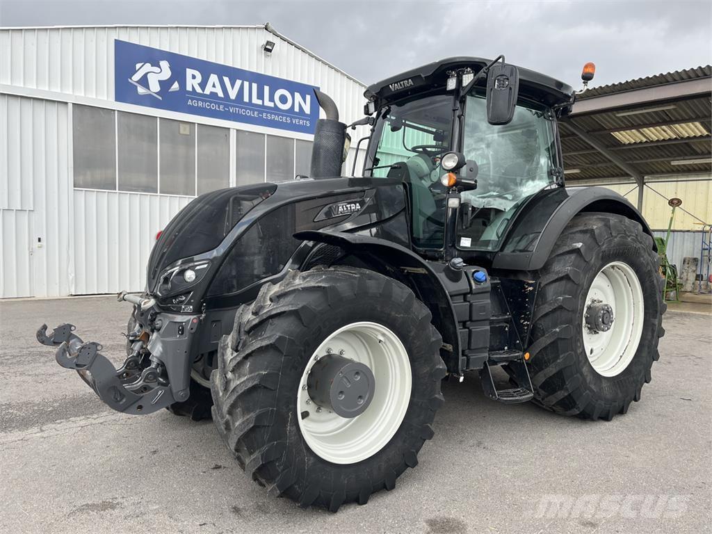Valtra S374 Traktorid