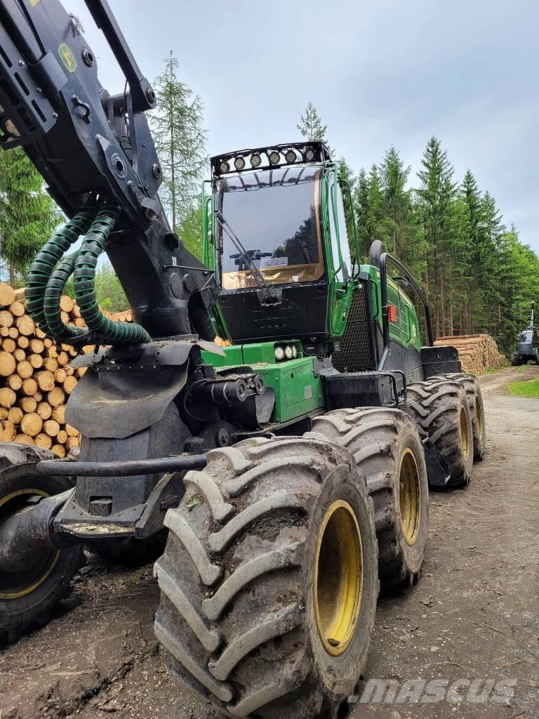 John Deere 1270 G Harvesterid