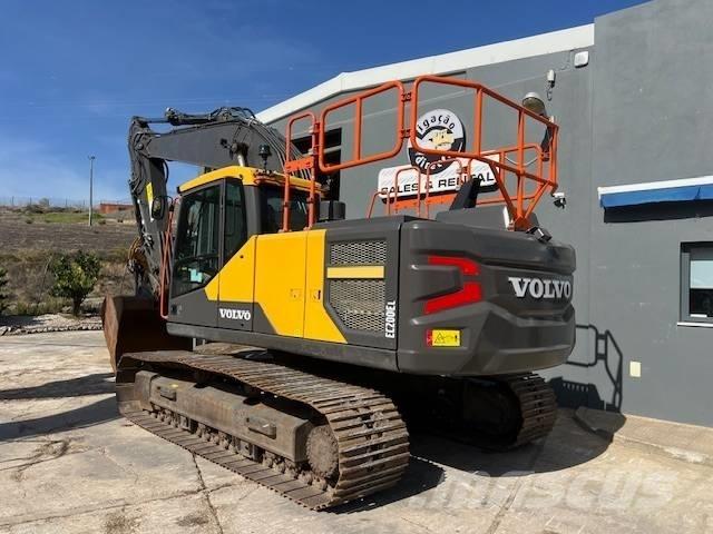Volvo EC 200 E Roomikekskavaatorid
