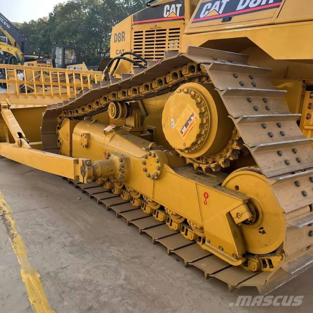 CAT D 8 R Buldooserid
