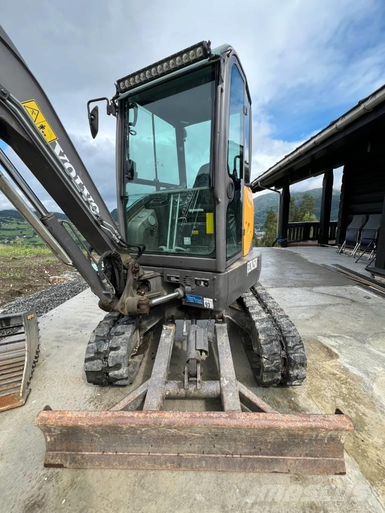 Volvo ECR25D Miniekskavaatorid < 7 t