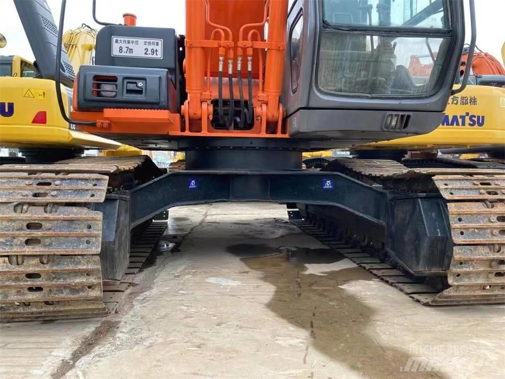 Hitachi EX 120 -3 Roomikekskavaatorid