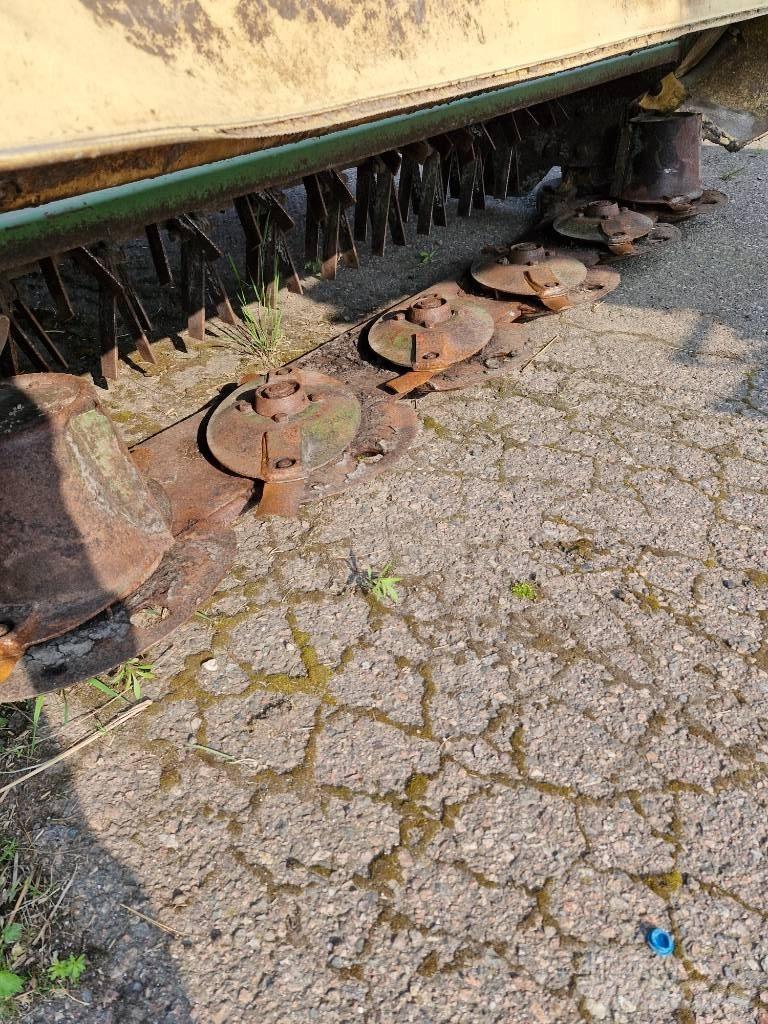 Krone AM 243 cv Muljurniidukid
