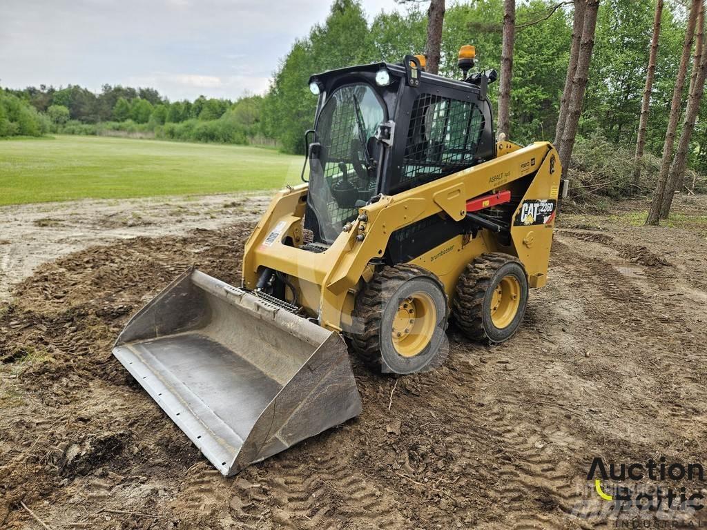 CAT 236 D Kompaktlaadurid