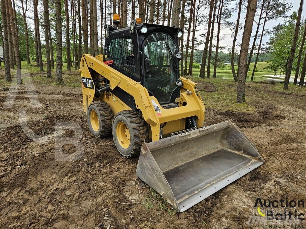 CAT 236 D Kompaktlaadurid