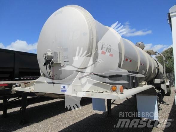Polar TANKER Tsistern poolhaagised