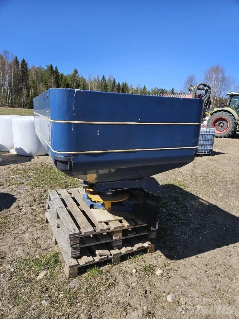 Bogballe L1 Mineraalväetise laoturid