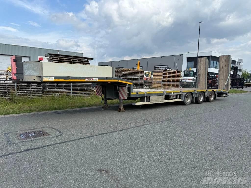 MAX Trailer 3 axle Raskeveo poolhaagised