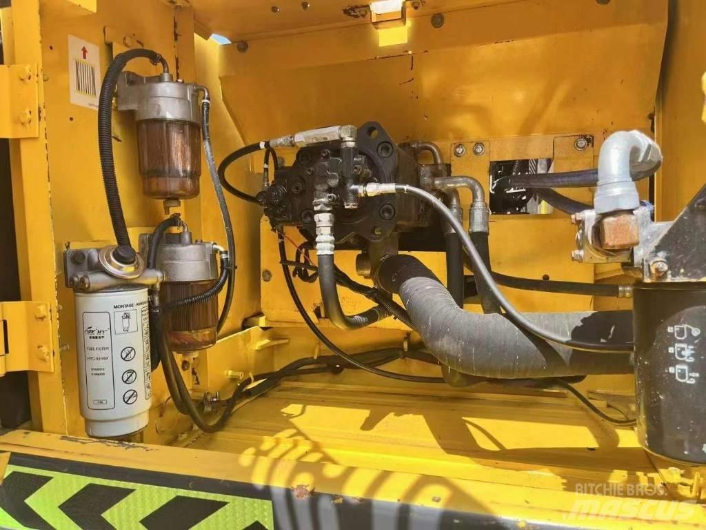 Kobelco SK300 Roomikekskavaatorid