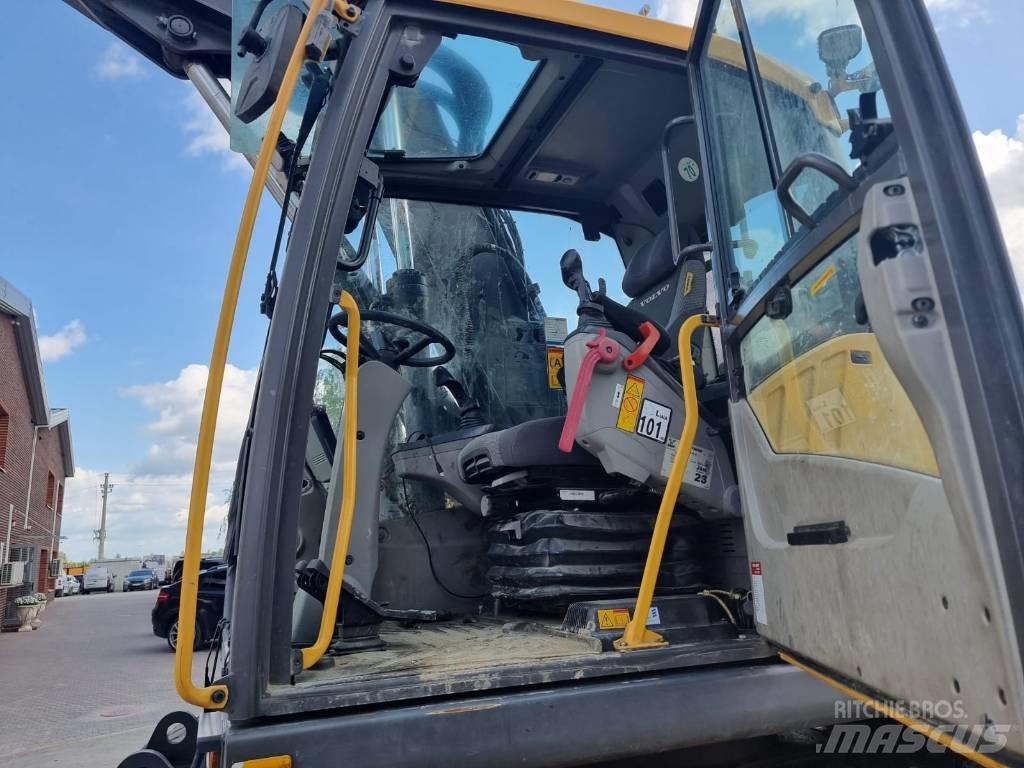 Volvo EW 140 D Ratasekskavaatorid