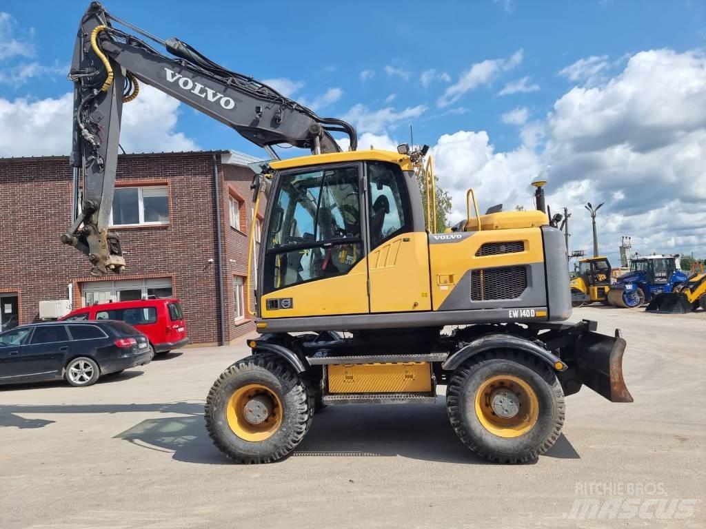 Volvo EW 140 D Ratasekskavaatorid