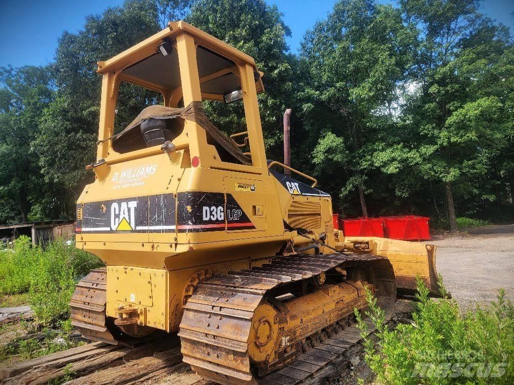 CAT D 3 G LGP Buldooserid