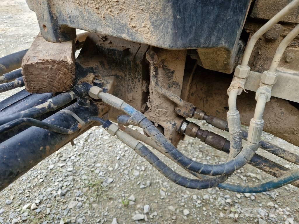 New Holland TSA 115 Traktorid