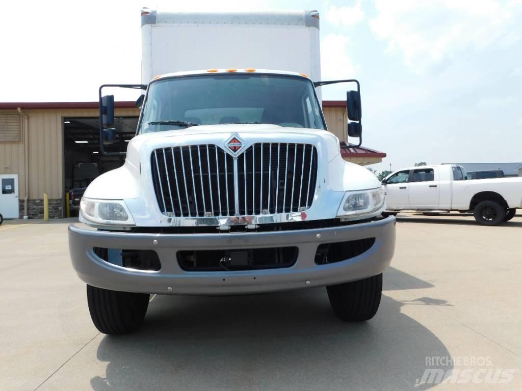 International 4300 Konteinerveokid