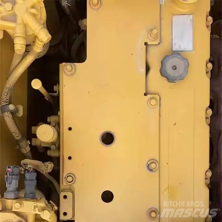 CAT CAT323D2L Väikeekskavaatorid 7t-12t