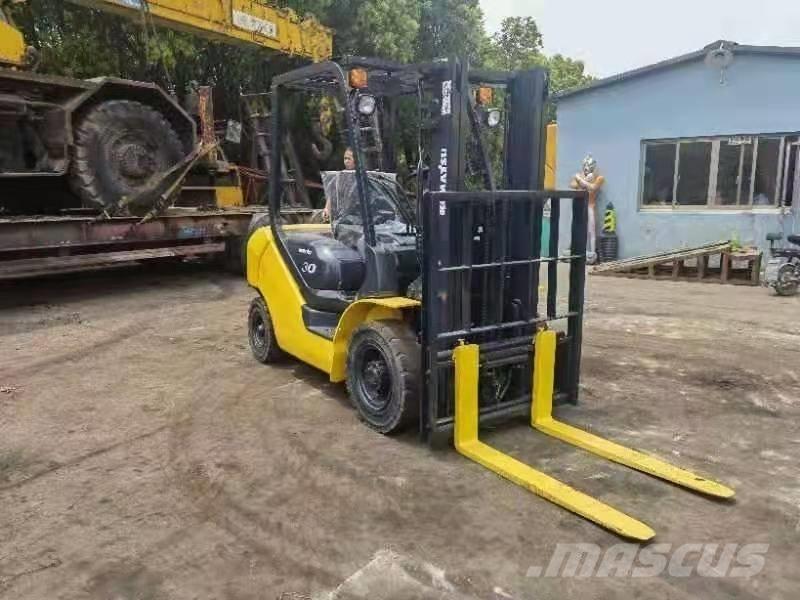 Komatsu 3 Ton Diiseltõstukid