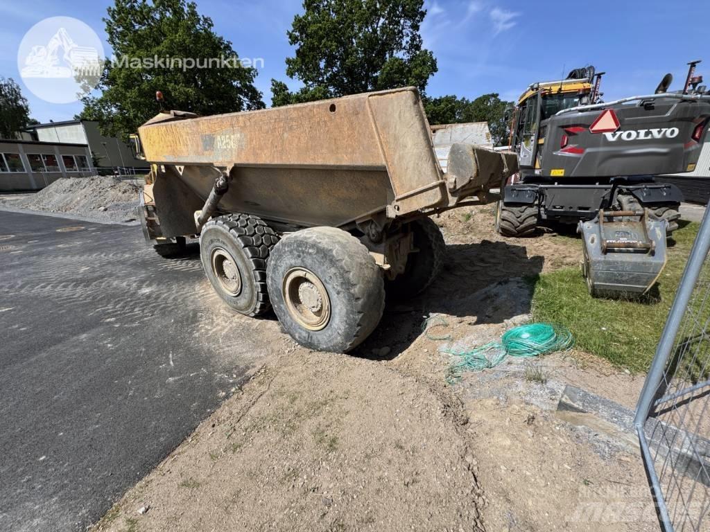 Volvo A 25 C Liigendraamiga pinnaseveokid