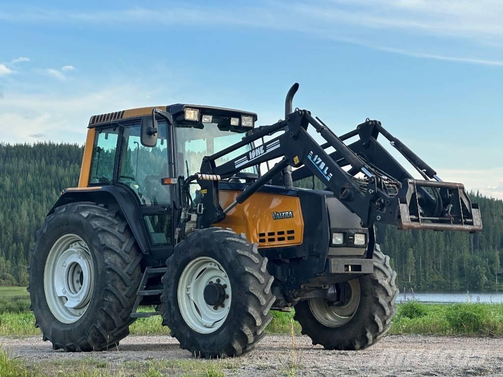 Valtra 6850 Traktorid