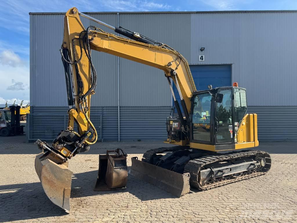 CAT 310 Roomikekskavaatorid