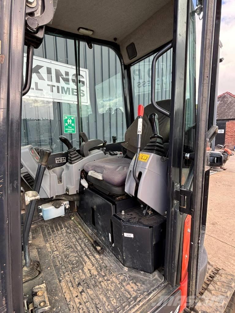 Kubota U 27 Miniekskavaatorid < 7 t