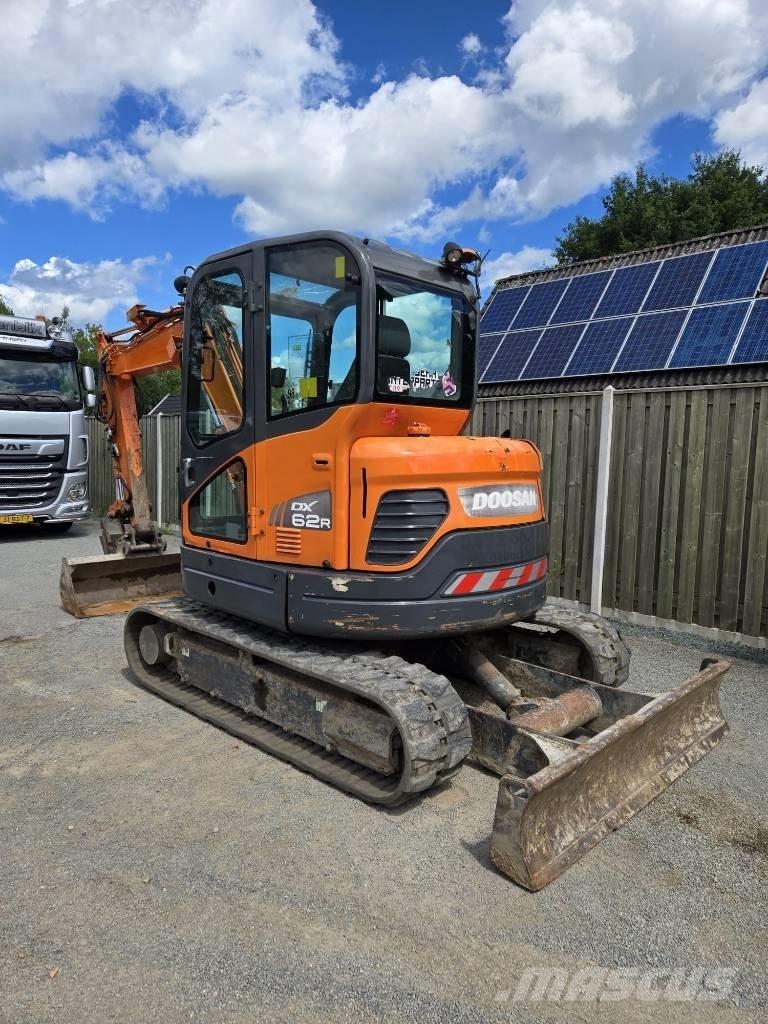 Doosan DX 62 R Miniekskavaatorid < 7 t