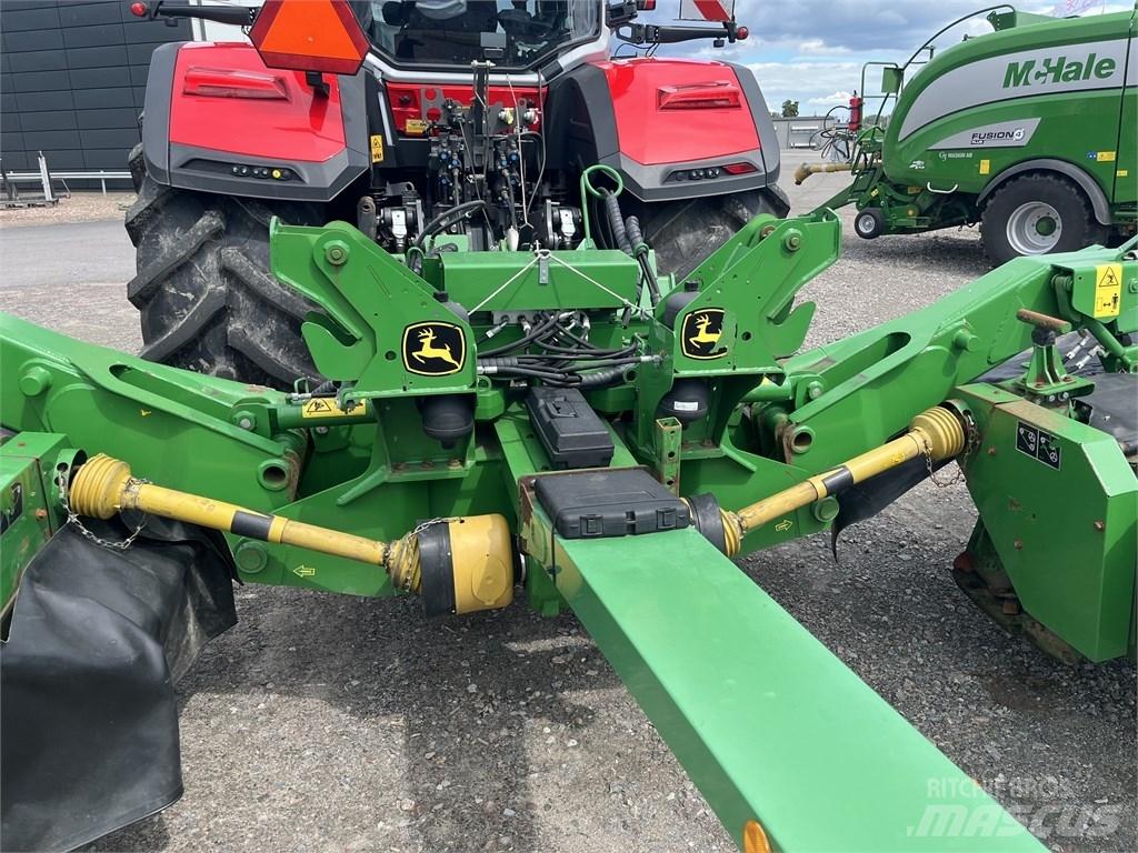 John Deere CC388, Muljurniidukid