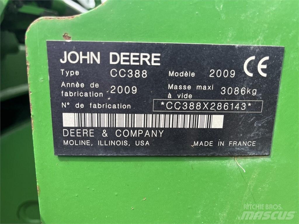 John Deere CC388, Muljurniidukid