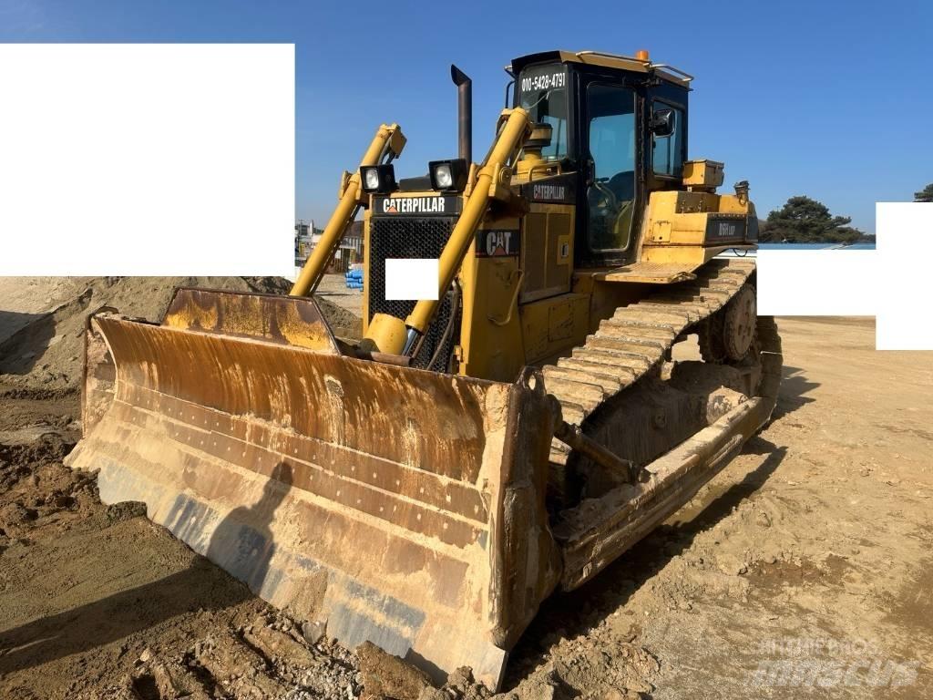 CAT D 6 H LGP Buldooserid