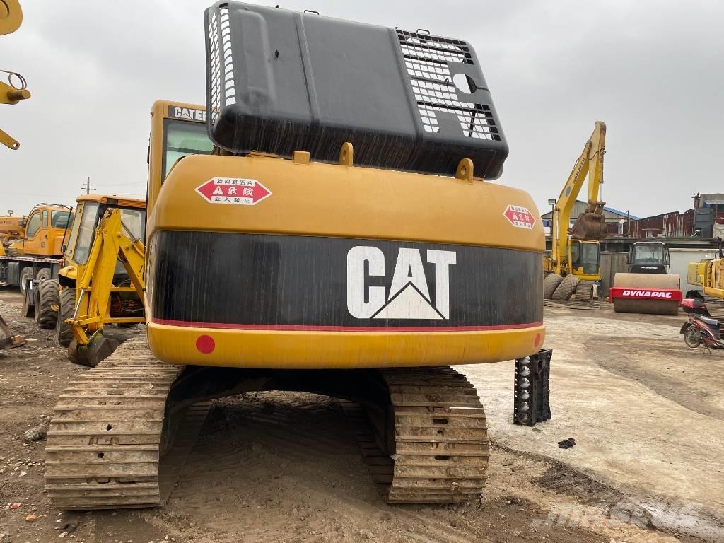 CAT 320 C Roomikekskavaatorid