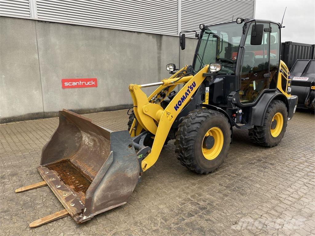 Komatsu WA70M-8EO Mitmeotstarbelised laadurid