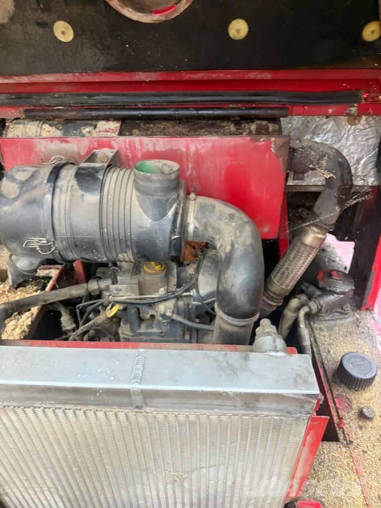 Weidemann 3006 Mootorid