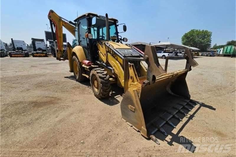 CAT 426F2 TLB Ekskavaatorlaadurid
