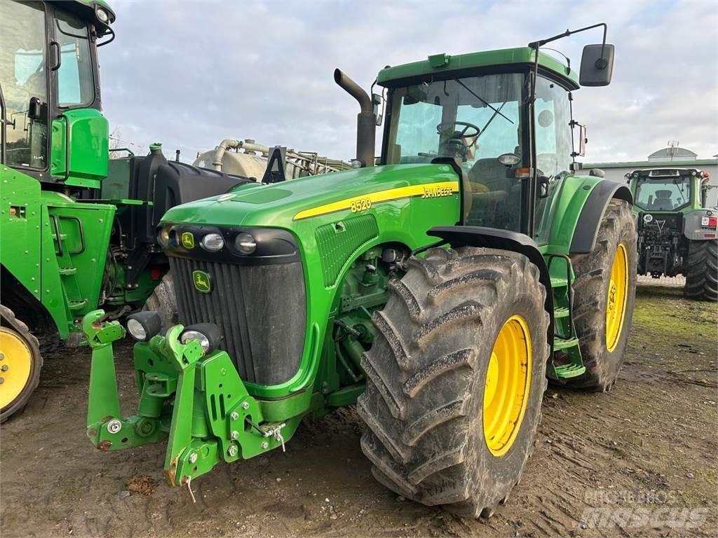 John Deere 8420 Traktorid
