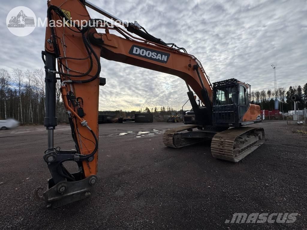 Doosan DX 300 LC Roomikekskavaatorid