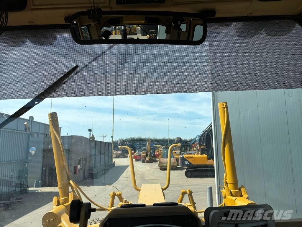 CAT 140H Greiderid