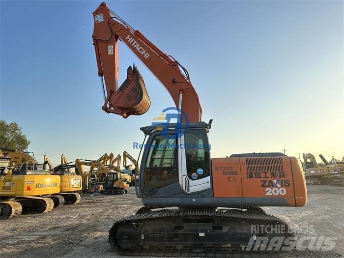 Hitachi ZX 200-6 Roomikekskavaatorid