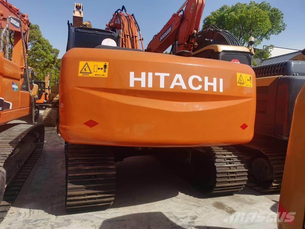 Hitachi ZX 210 Roomikekskavaatorid
