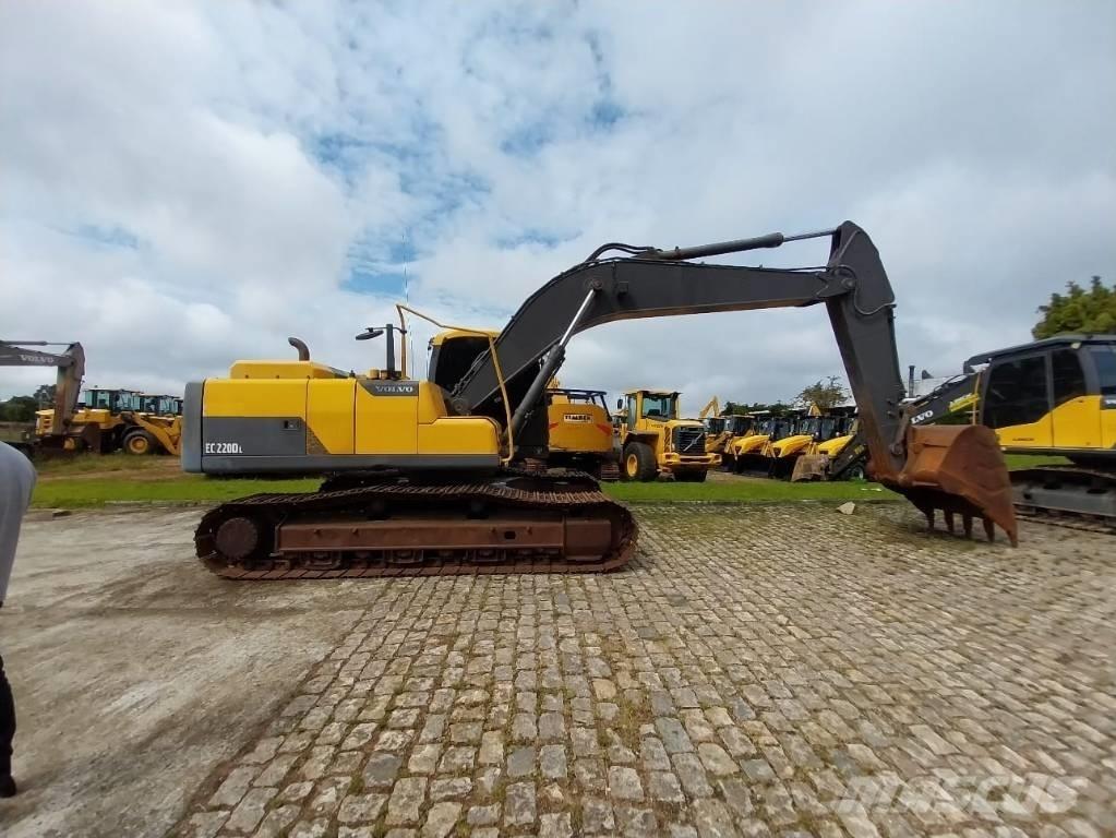 Volvo EC 220 DL Roomikekskavaatorid