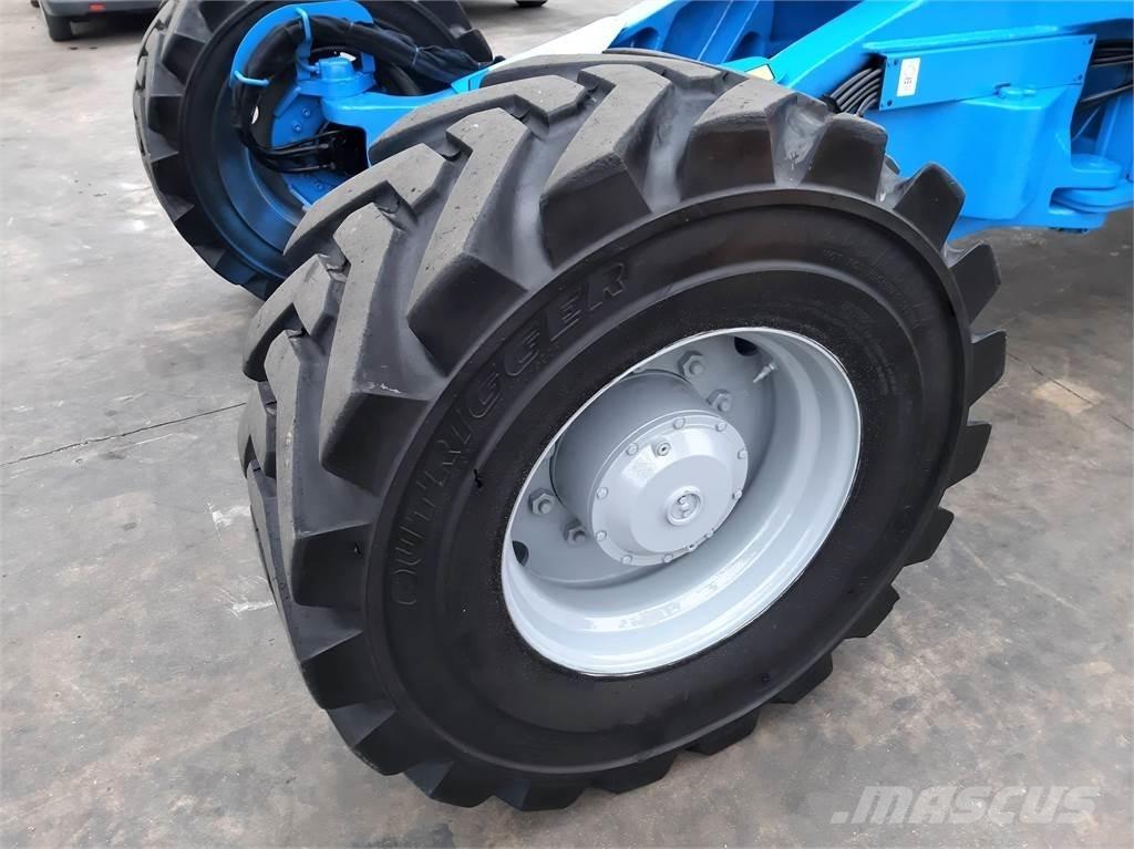 Genie Z135 70 Iseliikuvad poomtõstukid